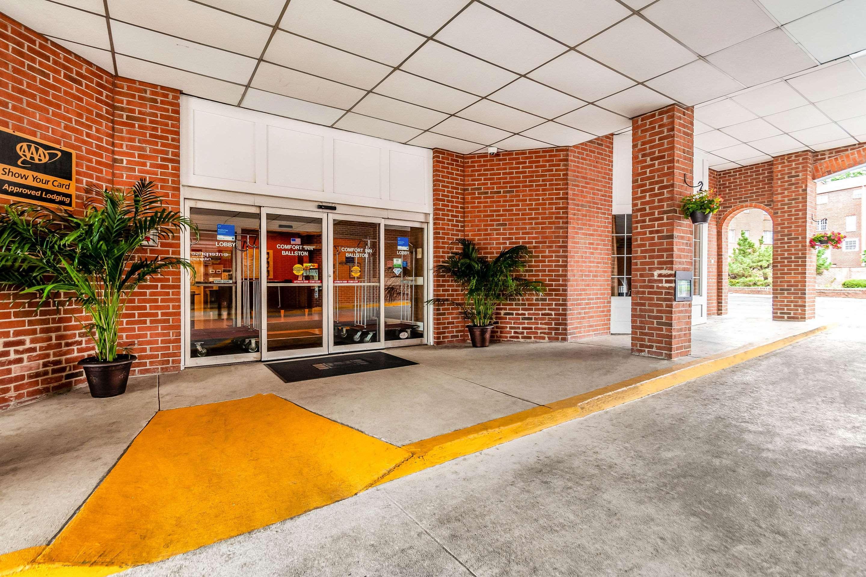 Comfort Inn Ballston Arlington Bagian luar foto